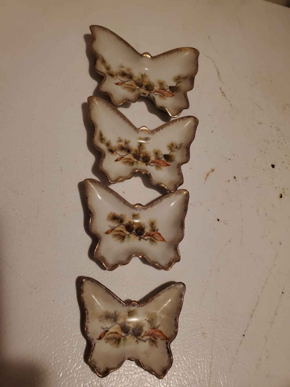 Butterfly shaped set